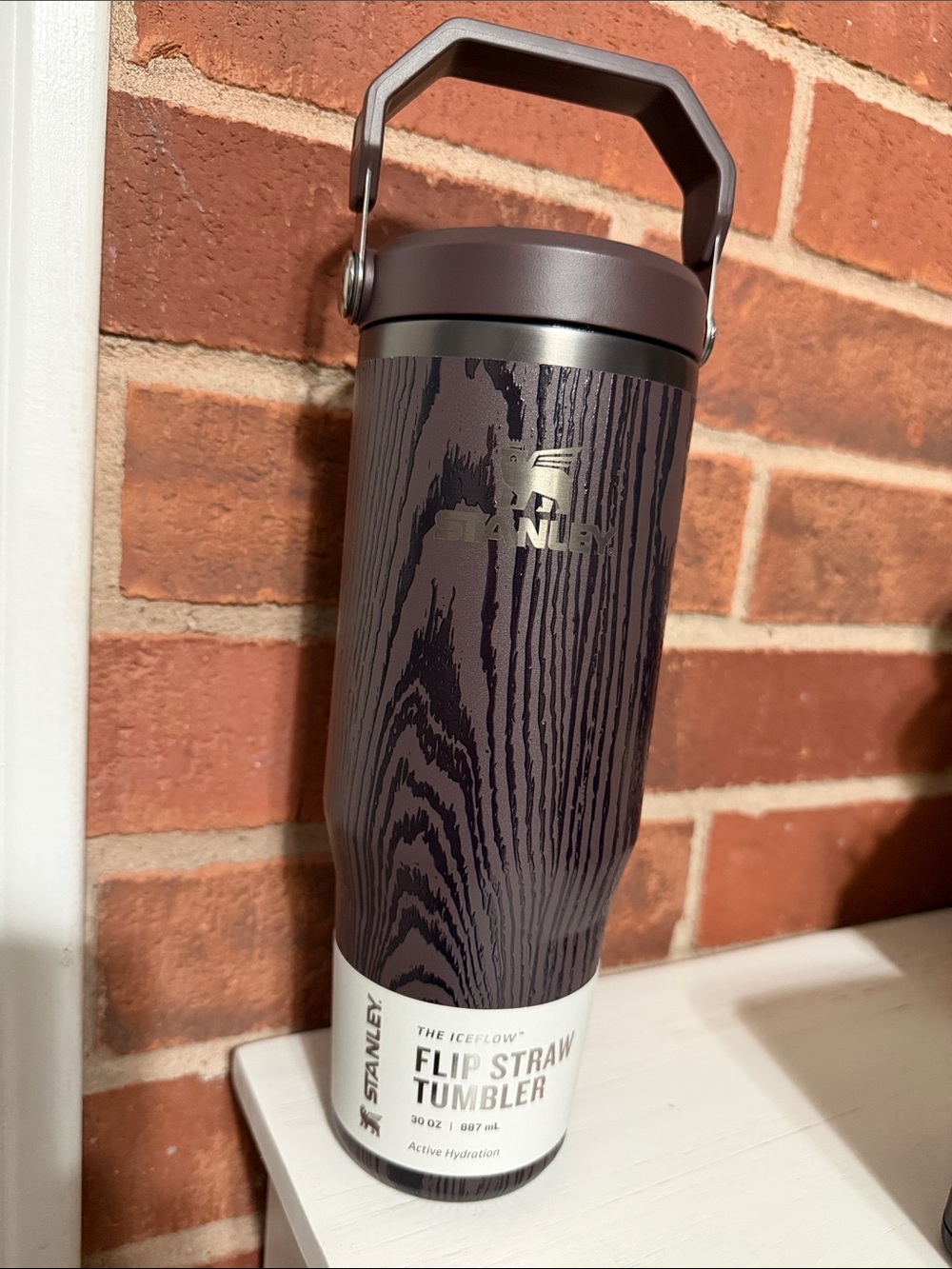 Stanley Flip Straw Tumbler in Dark Woodgrain and Chocolate Brown